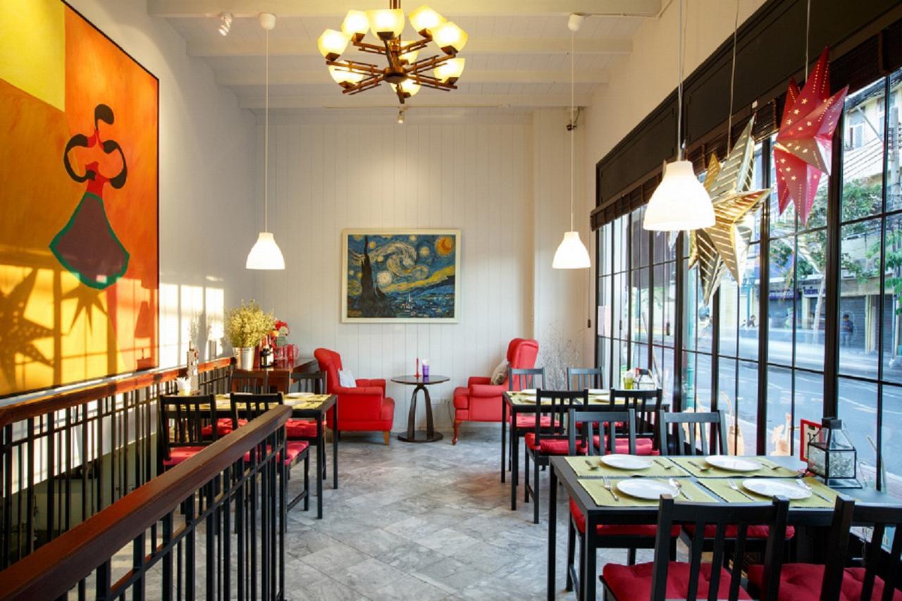 Baan Dinso Hostel@ratchadamnoen Apartment *